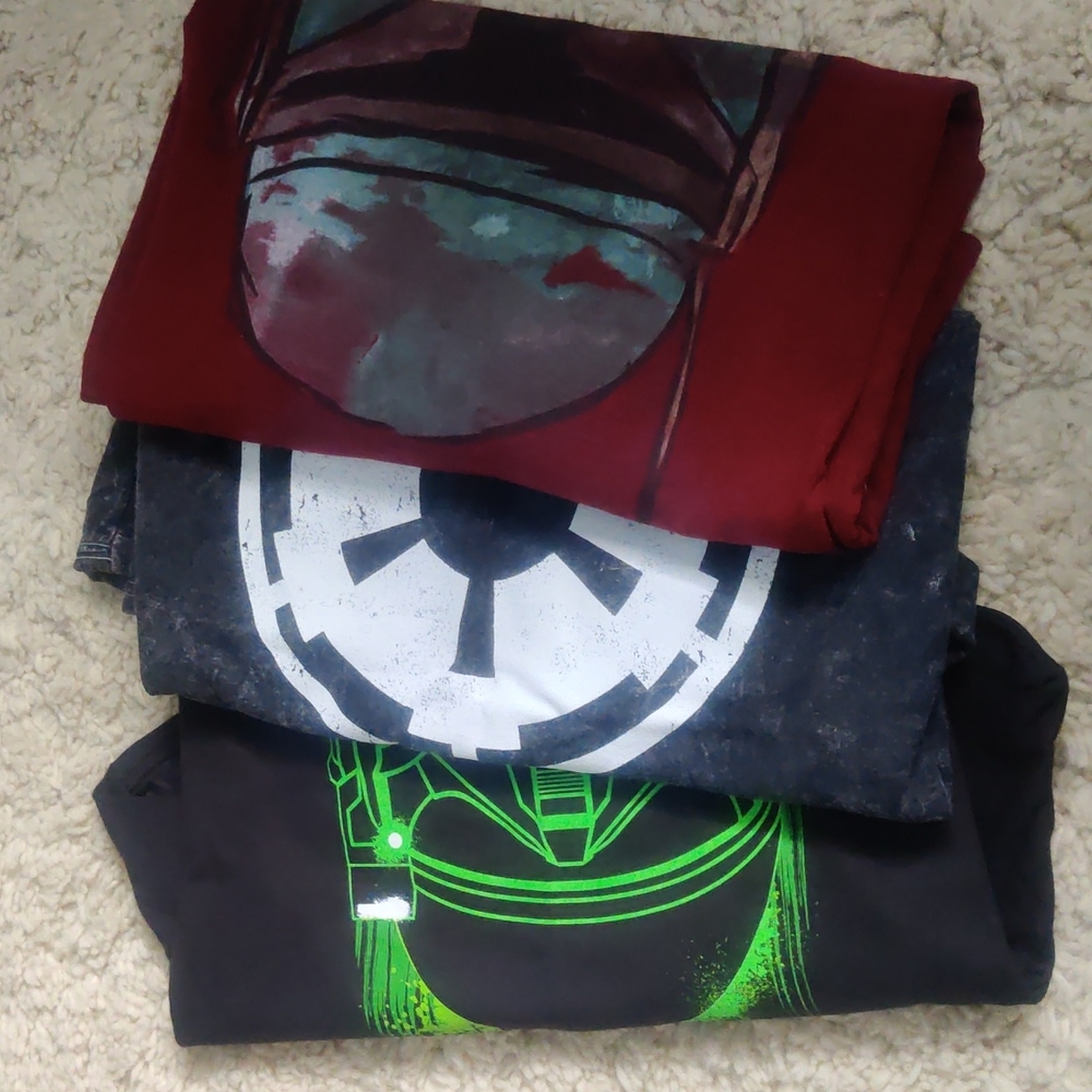 Lot of 3 Star Wars Shirts M, M, L. All 3 Never Worn.